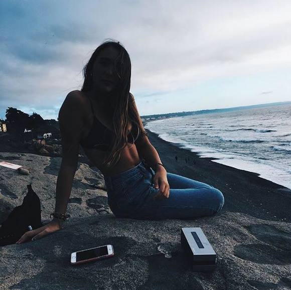 Meet your Posher, Francisca - Picture 1 of 1